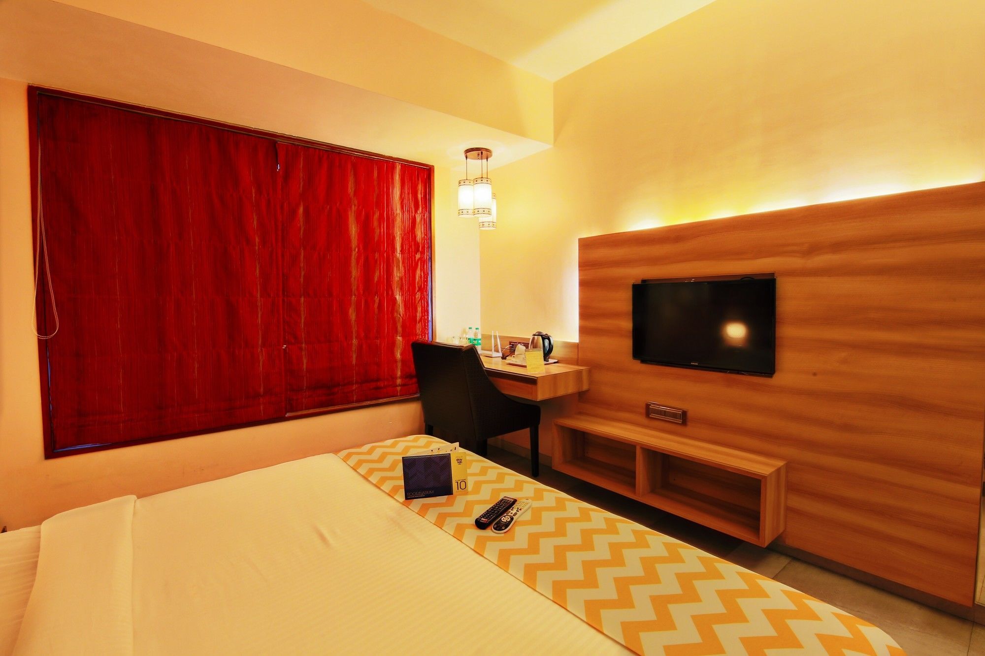 Hotel Crawford Inn Мумбаї Екстер'єр фото